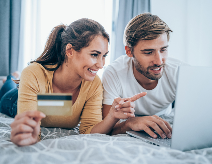 Couple online-shopping with creditcard