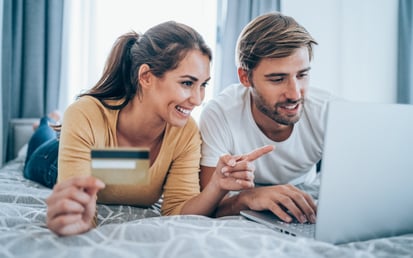 Couple online-shopping with creditcard