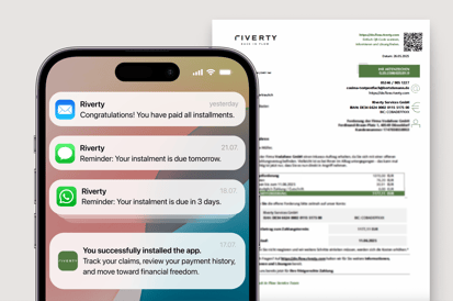 Smartphone with Riverty notifications; printed Riverty letter lies behind – app and mail communication visible