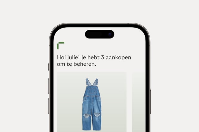 Riverty-app op een smartphonescherm met het factuuroverzicht.