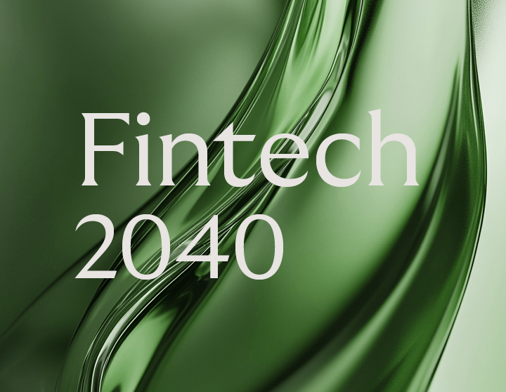 Groene stromende achtergrond met witte tekst "Fintech 2040"